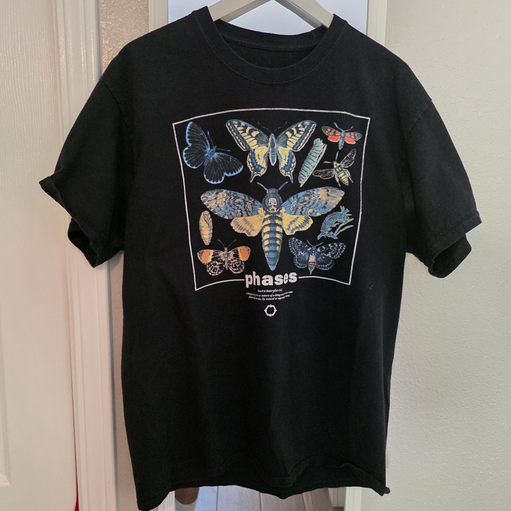 Empyre Phases T-Shirt Butterfly, Moth